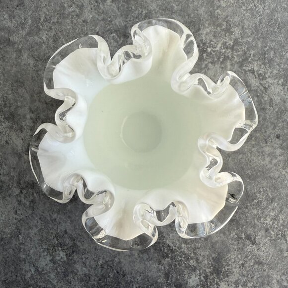 Vintage Fenton Silvercrest Milk Glass Ruffled Vase 4" - Picture 3 of 5